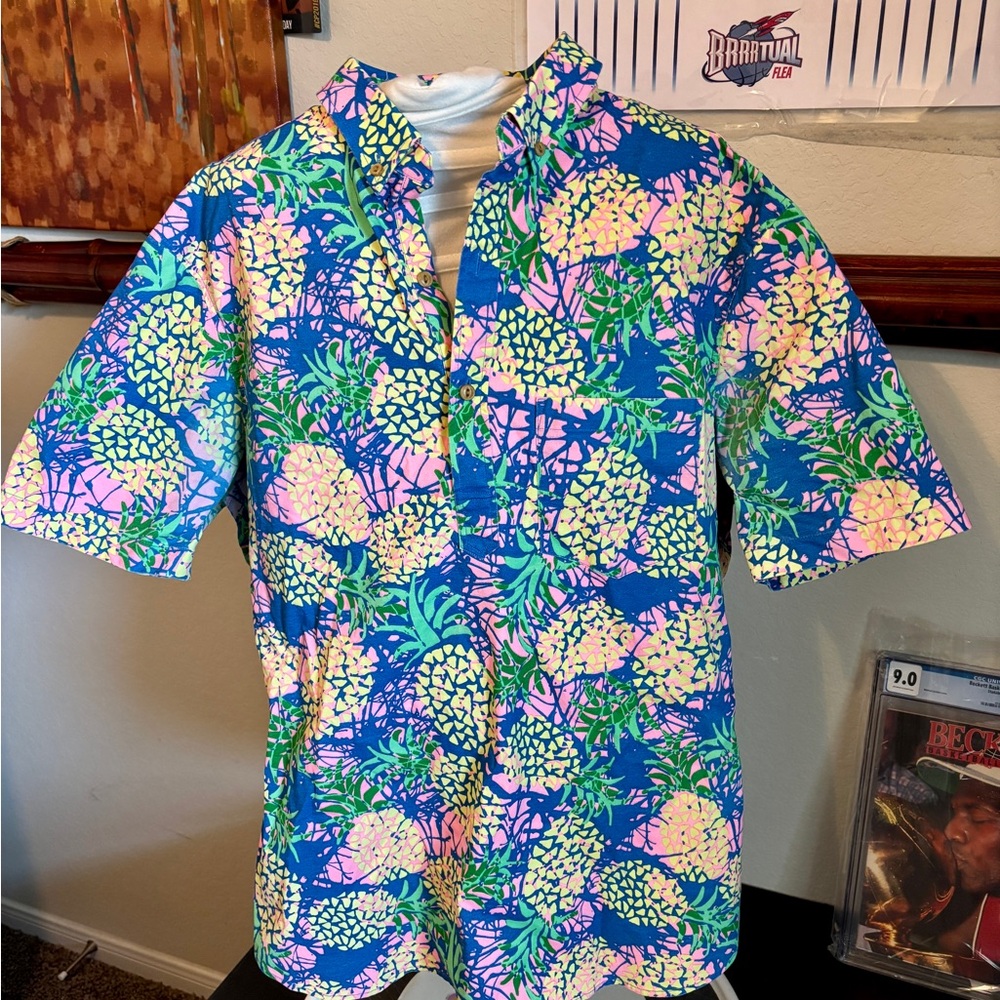 Chubbies Blue and Green Pineapple Casual Button Down Shirt